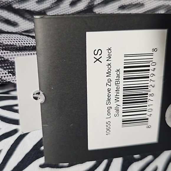 Ibkul Long Sleeve Zip Mock Neck 1/4 Sweatshirt Golf Athleisure Tennis XS NWT - Picture 6 of 10